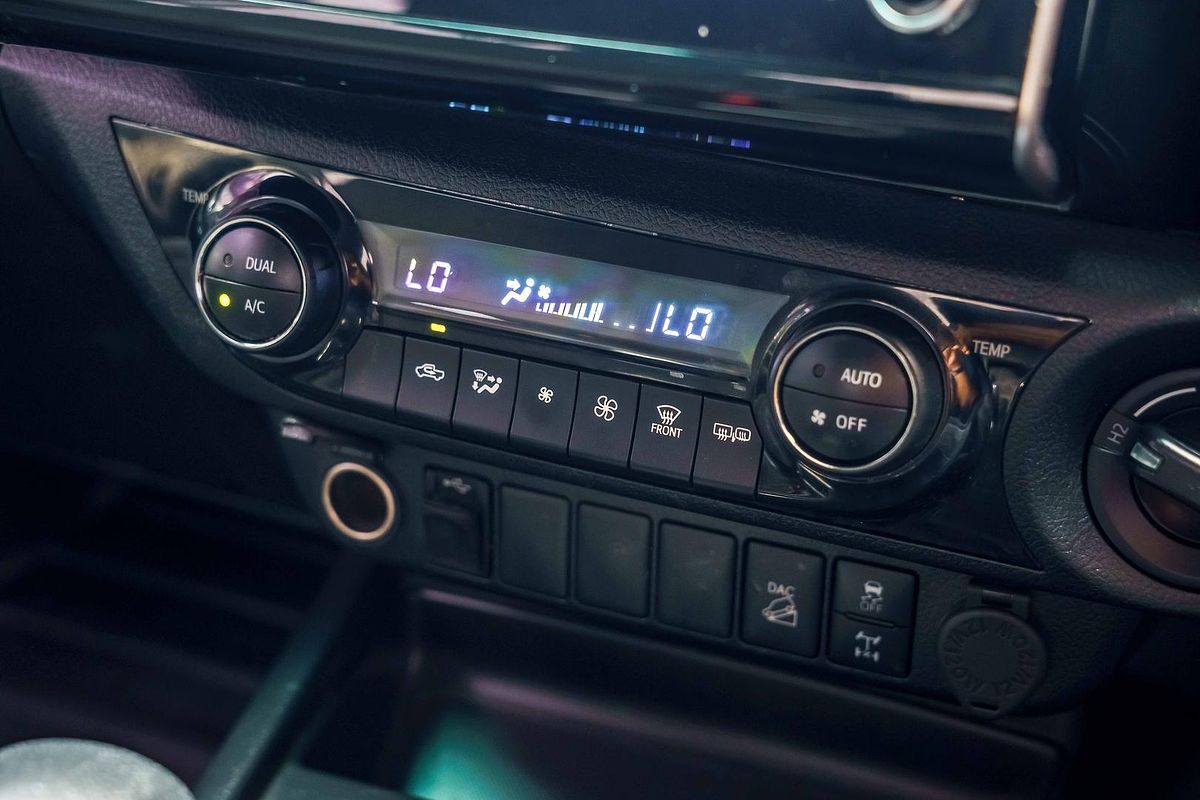 2021 Toyota Hilux SR5 GUN126R 4X4