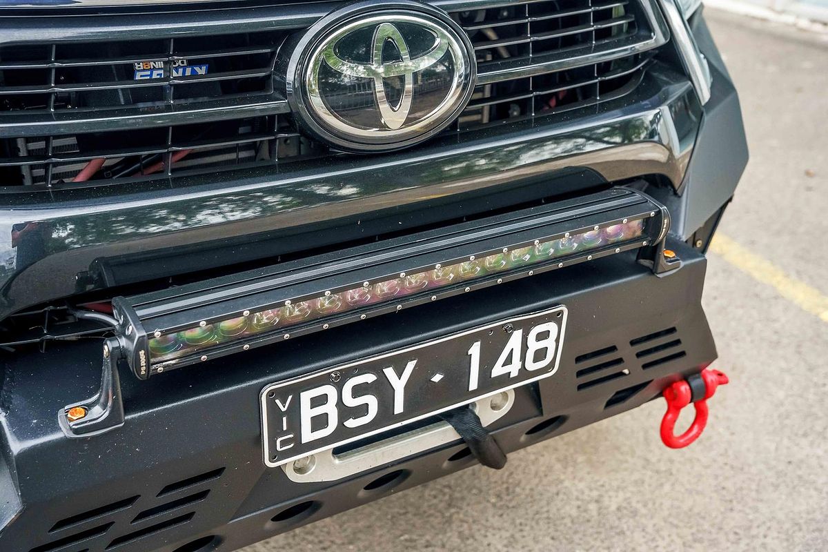 2021 Toyota Hilux SR5 GUN126R 4X4