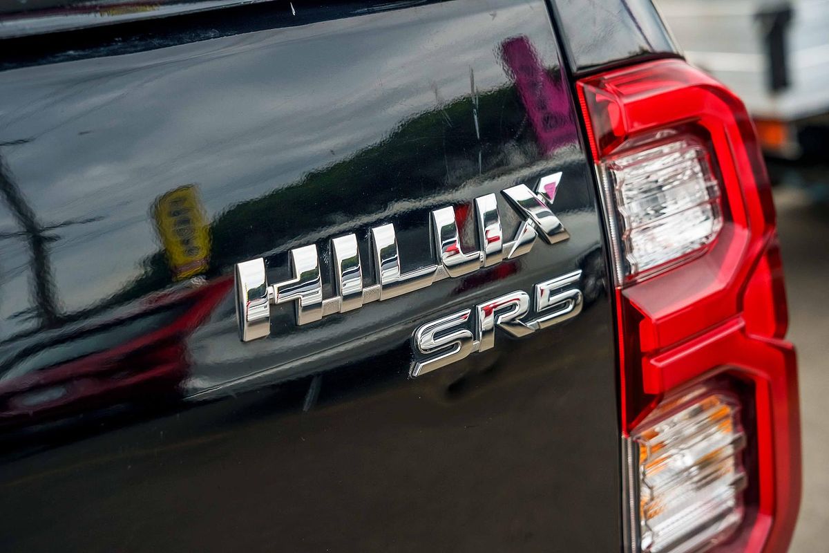 2021 Toyota Hilux SR5 GUN126R 4X4
