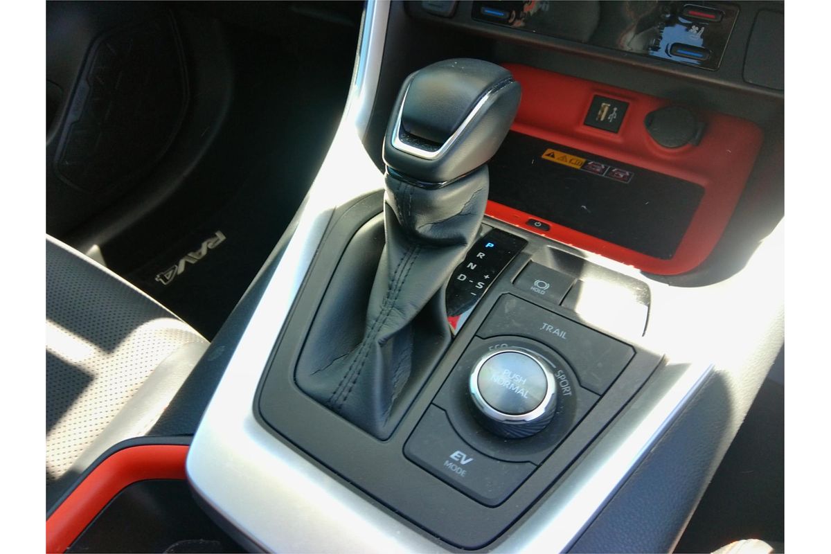 2025 Toyota RAV4 Edge AXAH54R