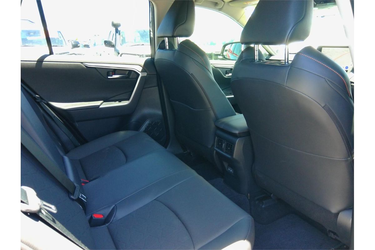 2025 Toyota RAV4 Edge AXAH54R