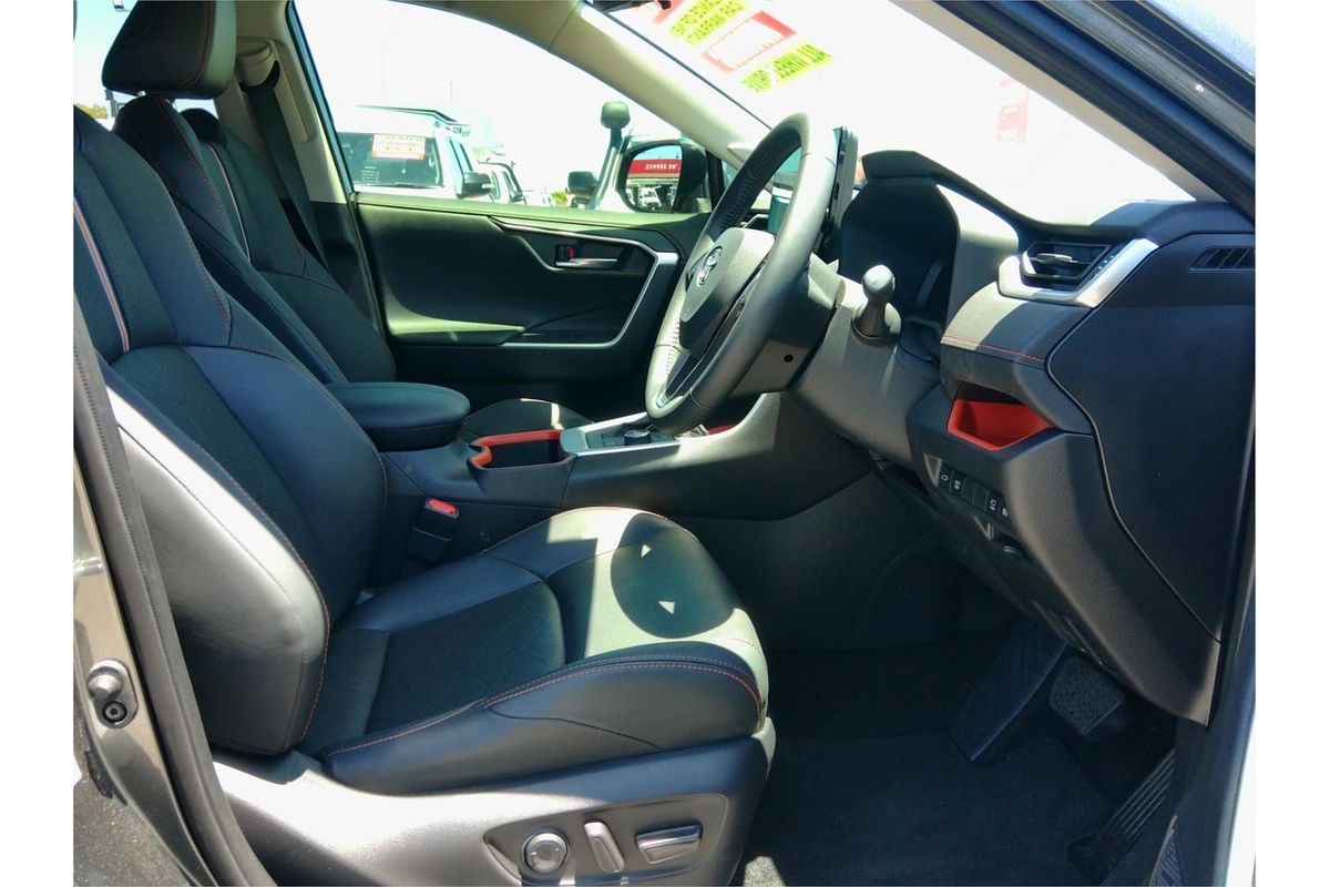 2025 Toyota RAV4 Edge AXAH54R