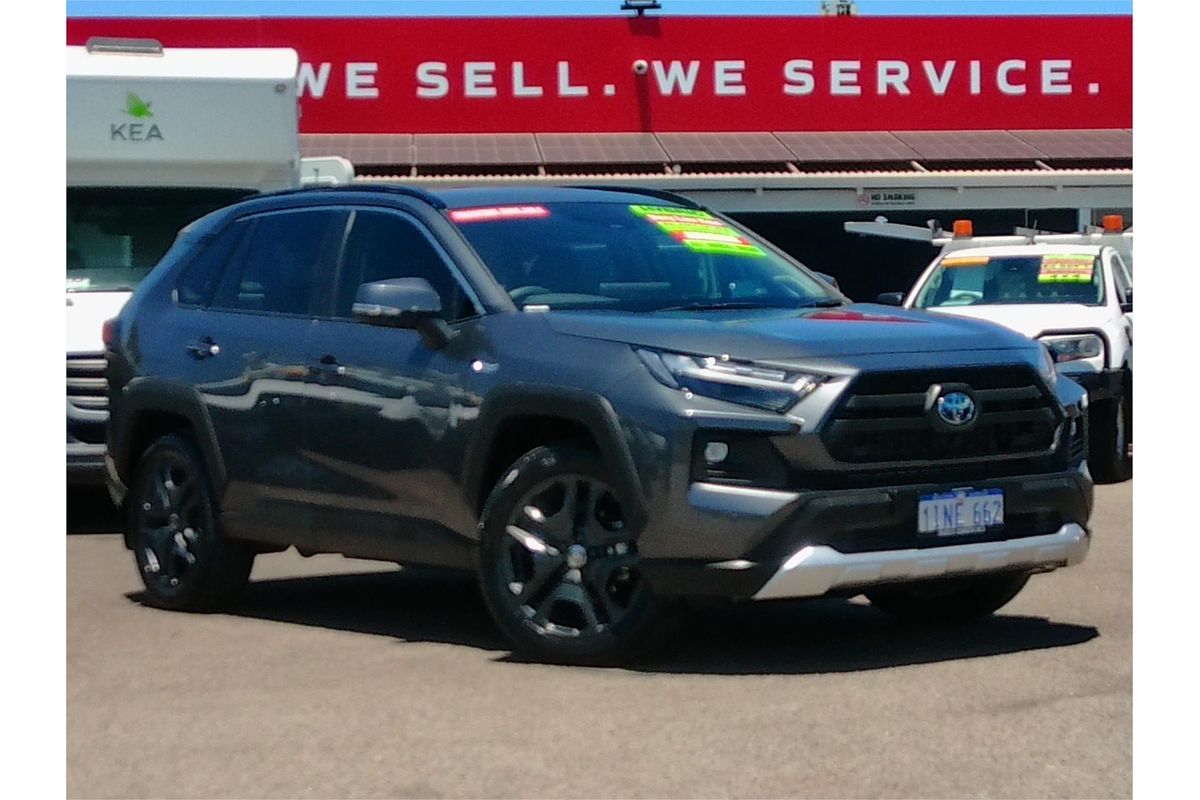 2025 Toyota RAV4 Edge AXAH54R