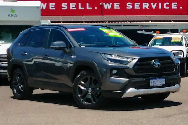 2025 Toyota RAV4 Edge AXAH54R