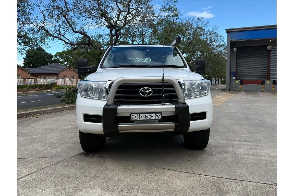 2011 Toyota Landcruiser GXL VDJ200R 09 UPGRADE