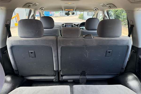 2011 Toyota Landcruiser GXL VDJ200R 09 UPGRADE