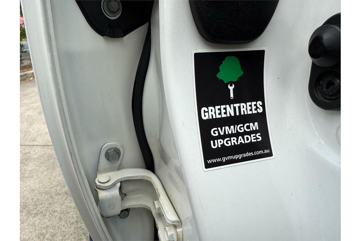 2011 Toyota Landcruiser GXL VDJ200R 09 UPGRADE