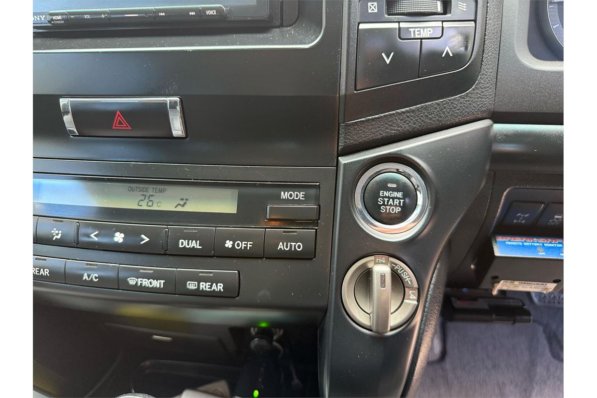 2011 Toyota Landcruiser GXL VDJ200R 09 UPGRADE