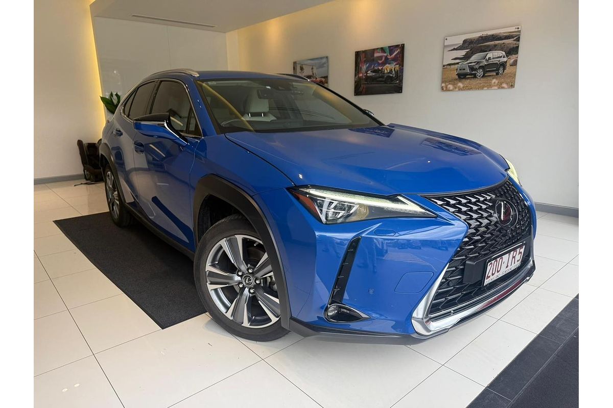 2023 Lexus UX UX300e Sports Luxury KMA10R