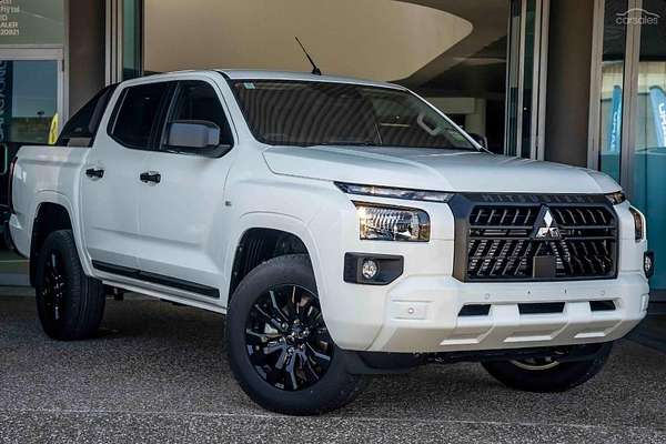 2025 Mitsubishi Triton GLX-R MV 4X4