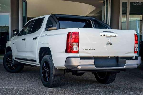 2025 Mitsubishi Triton GLX-R MV 4X4