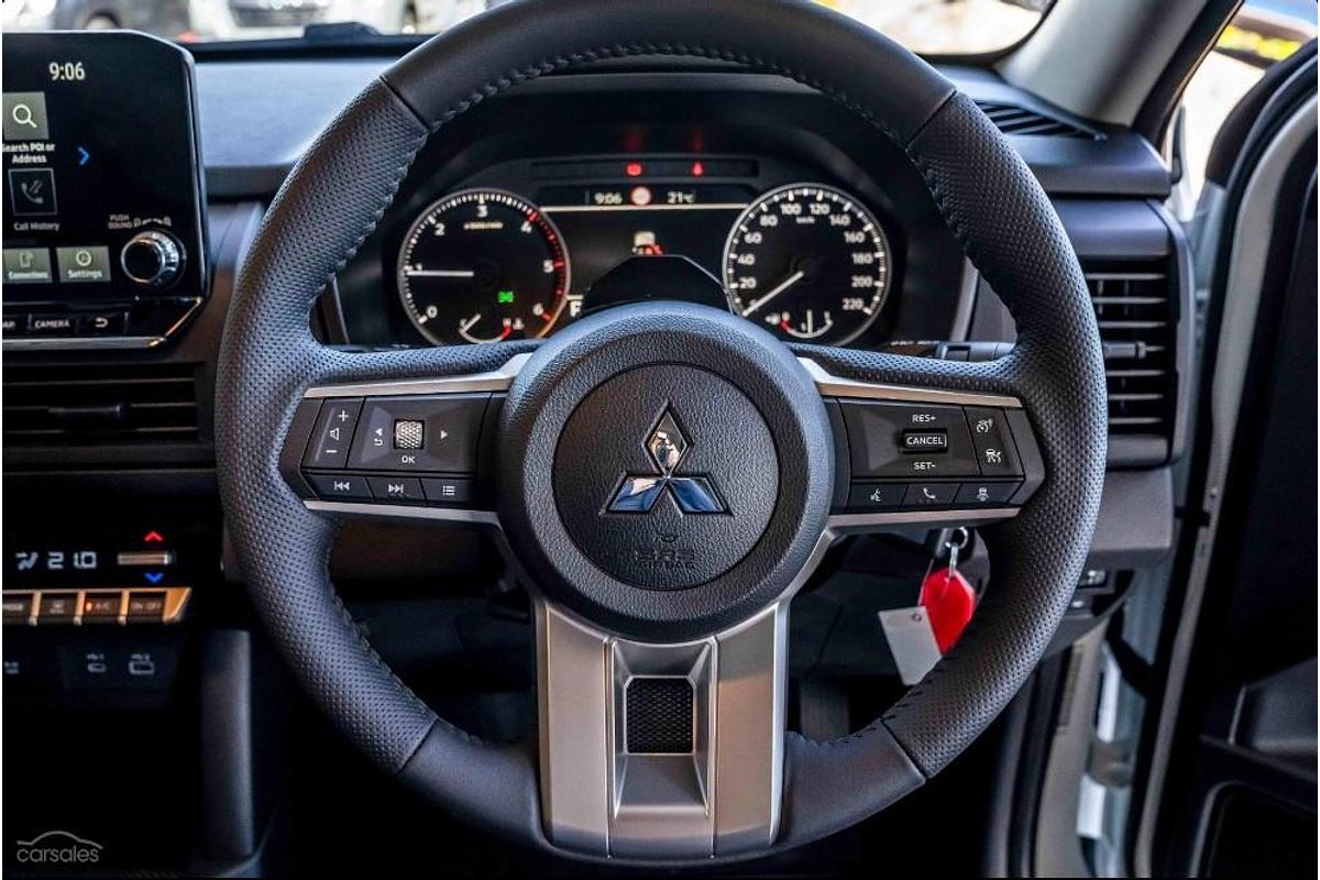 2025 Mitsubishi Triton GLX-R MV 4X4