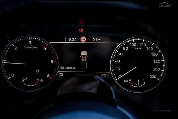 2025 Mitsubishi Triton GLX-R MV 4X4