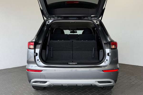 2023 Mitsubishi Outlander LS 7 SEAT (2WD) ZM MY23