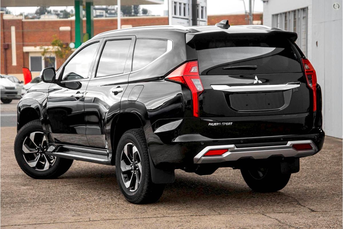 2025 Mitsubishi Pajero Sport Exceed QG