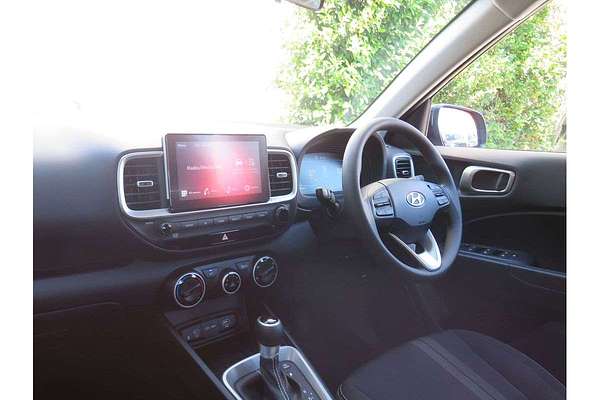 2025 Hyundai Venue  QX.V5