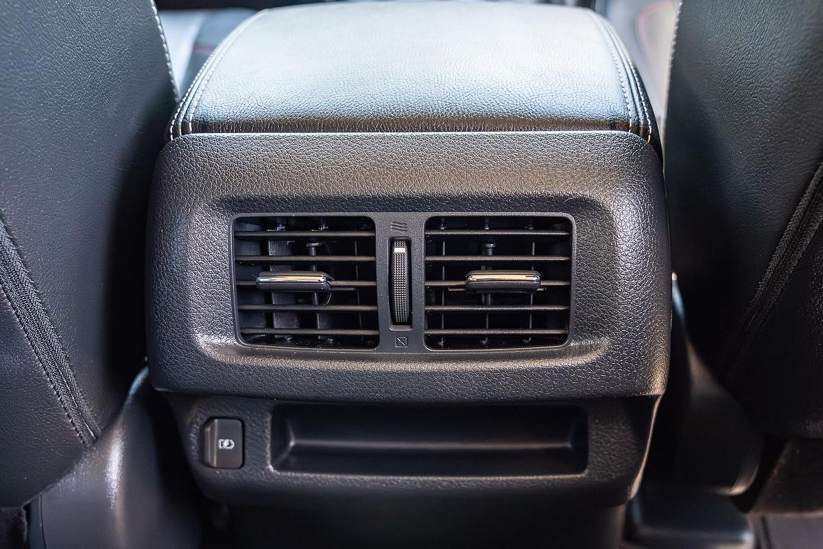 2024 Nissan Navara PRO-4X Warrior D23 4X4