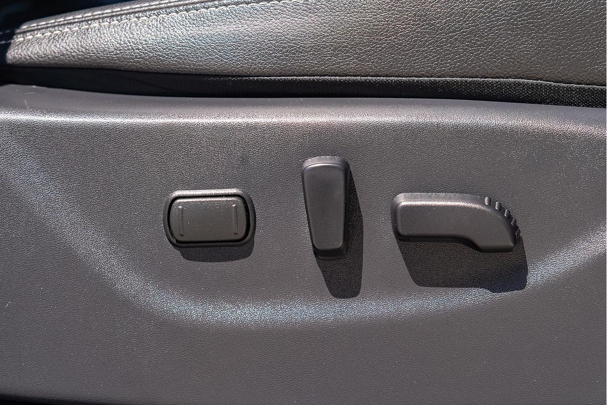 2024 Nissan Navara PRO-4X Warrior D23 4X4