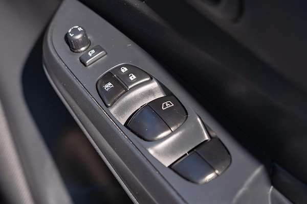 2024 Nissan Navara PRO-4X Warrior D23 4X4