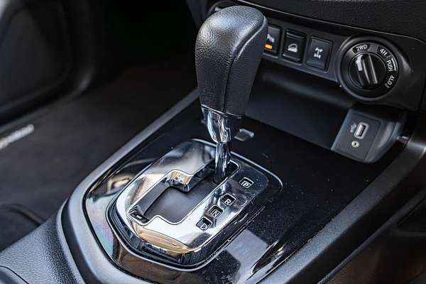 2024 Nissan Navara PRO-4X Warrior D23 4X4