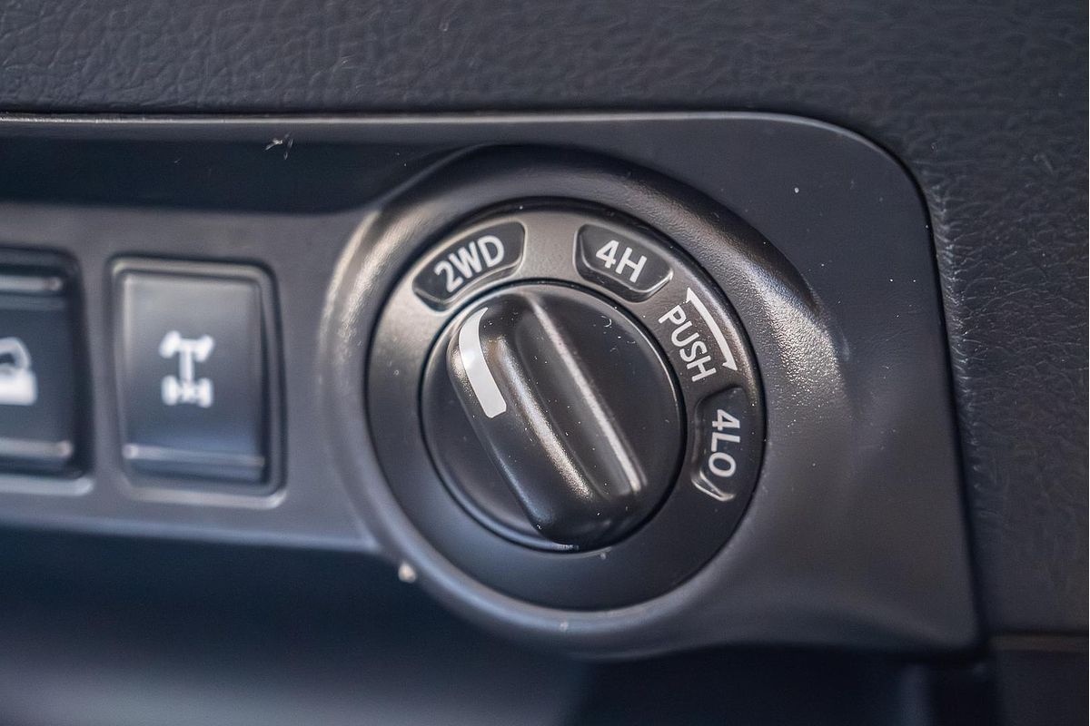 2024 Nissan Navara PRO-4X Warrior D23 4X4