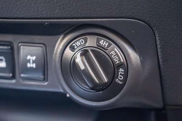 2024 Nissan Navara PRO-4X Warrior D23 4X4