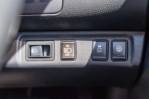 2024 Nissan Navara PRO-4X Warrior D23 4X4