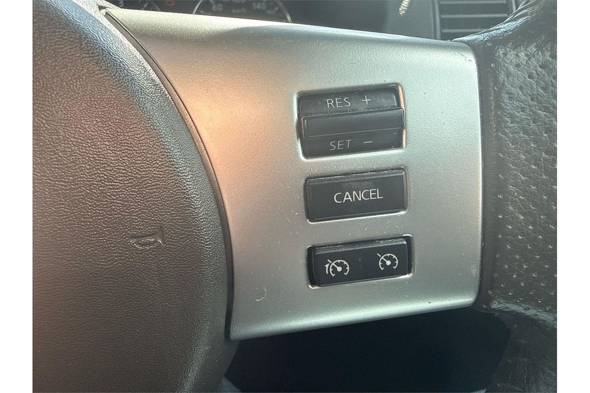 2011 Nissan Pathfinder Ti 550 R51