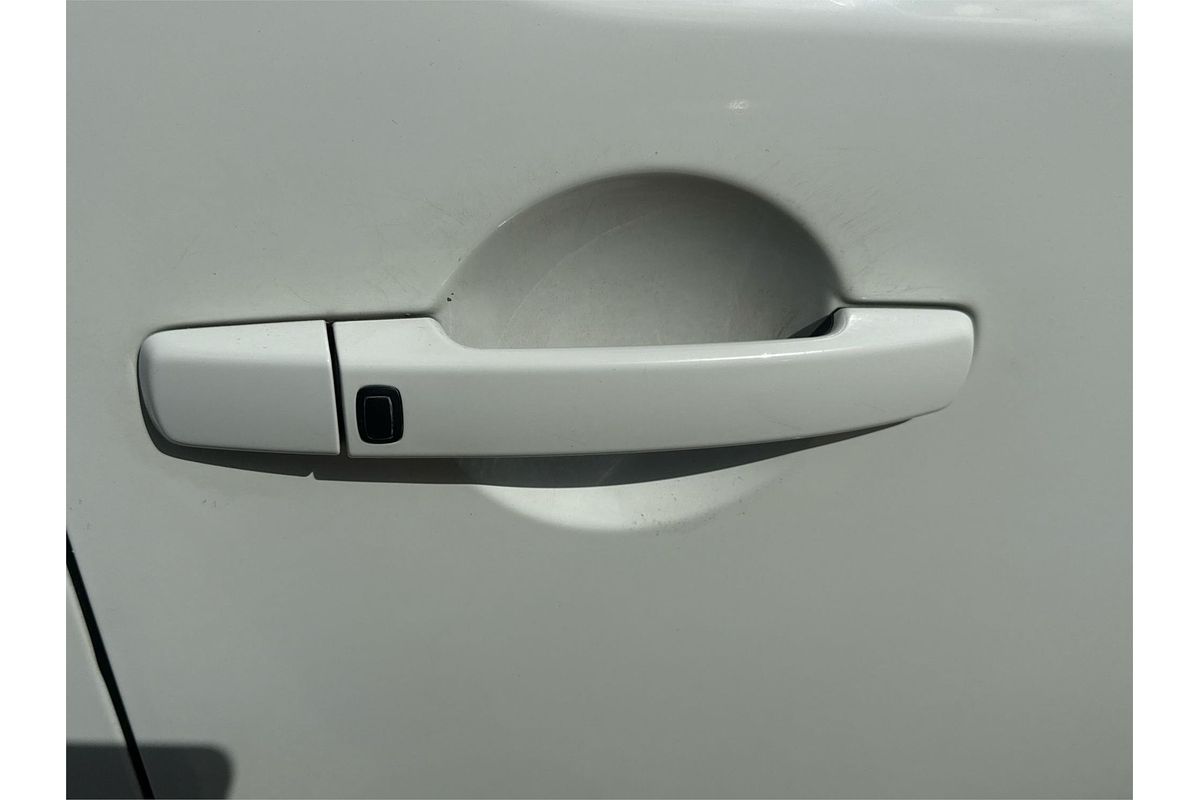 2011 Nissan Pathfinder Ti 550 R51