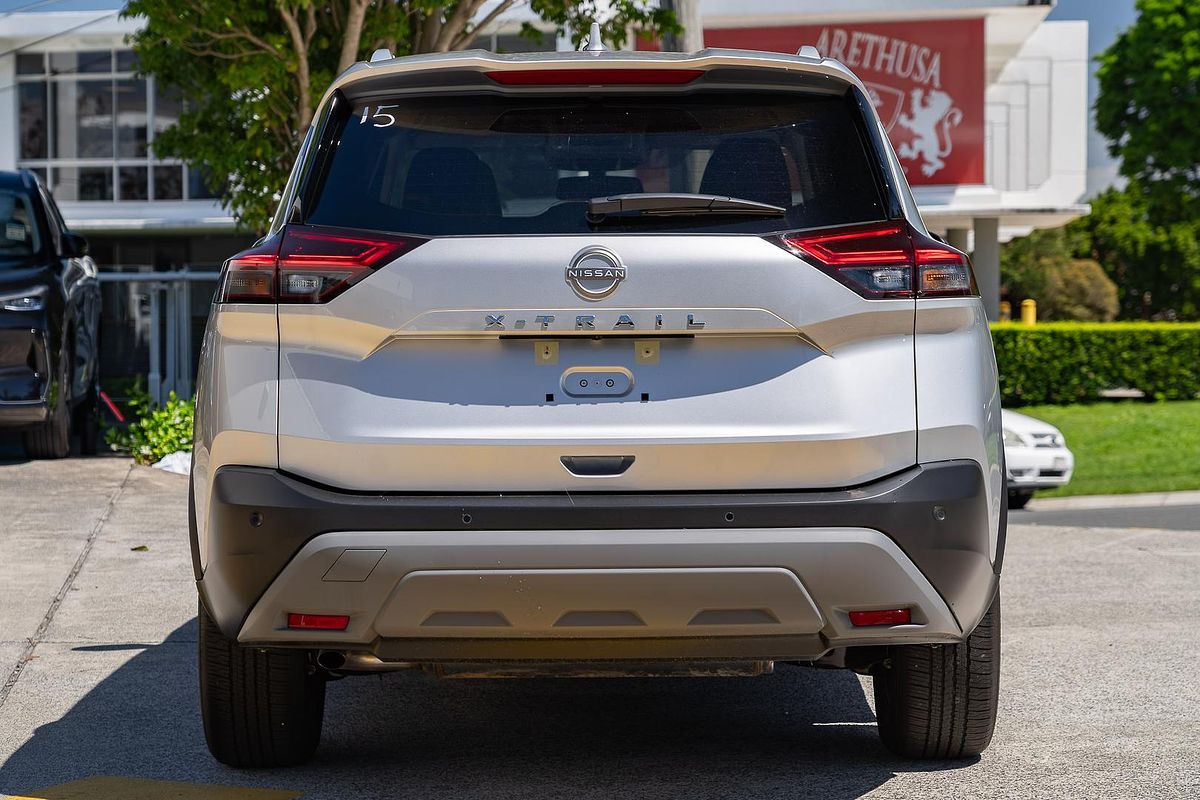 2025 Nissan X-TRAIL ST-L T33