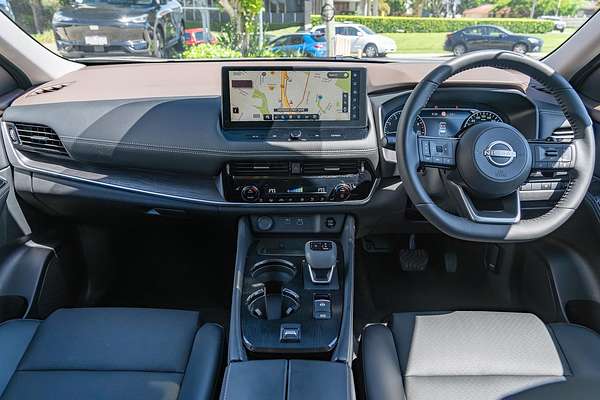 2025 Nissan X-TRAIL ST-L T33