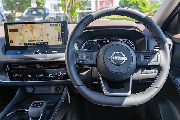 2025 Nissan X-TRAIL ST-L T33