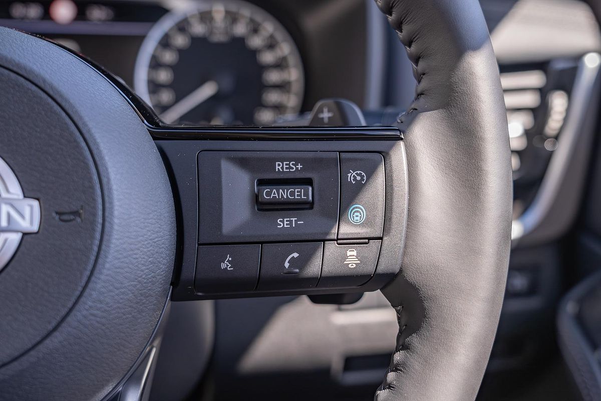 2025 Nissan X-TRAIL ST-L T33