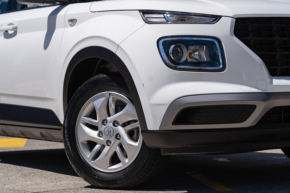 2024 Hyundai Venue Elite QX.V5