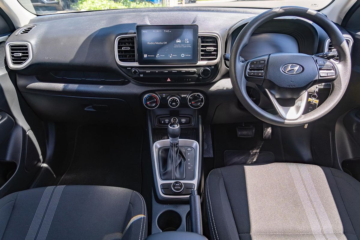 2024 Hyundai Venue Elite QX.V5