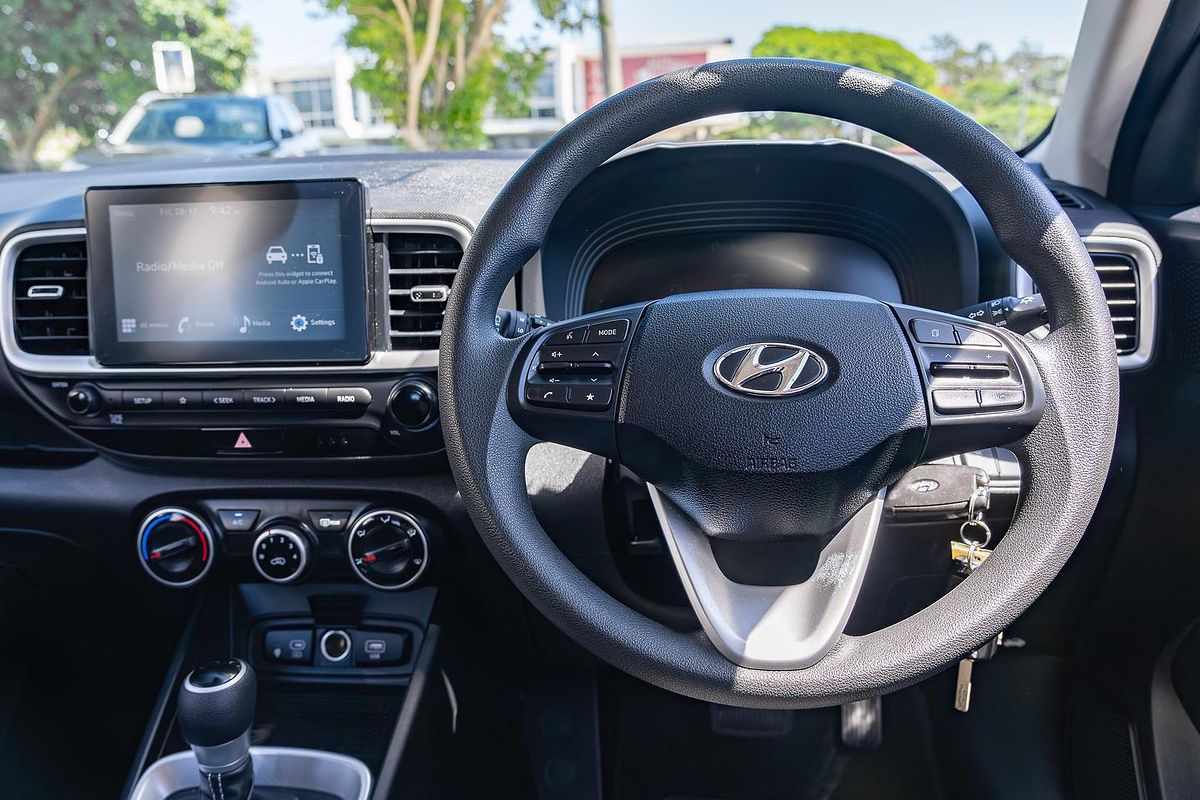 2024 Hyundai Venue Elite QX.V5