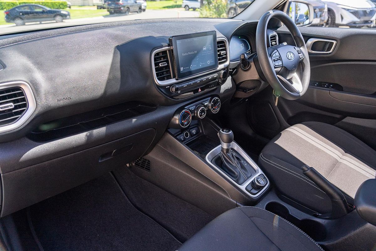 2024 Hyundai Venue Elite QX.V5