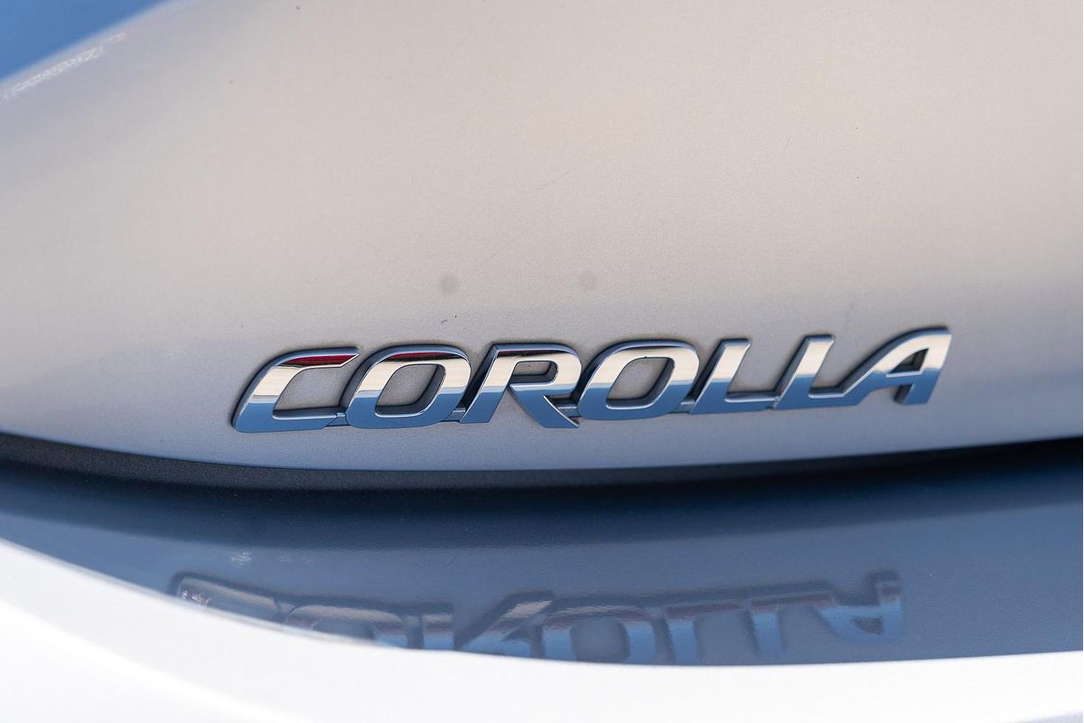 2021 Toyota Corolla SX MZEA12R