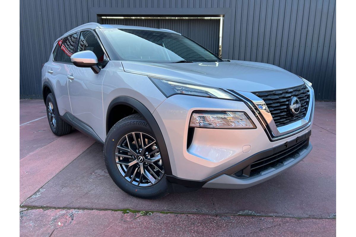 2025 Nissan X-TRAIL ST T33