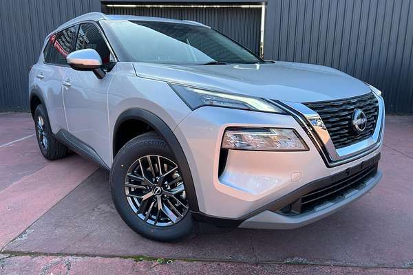 2025 Nissan X-TRAIL ST T33