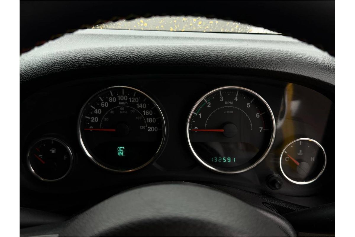 2010 Jeep WRANGLER RENEGADE (4x4) JK MY09