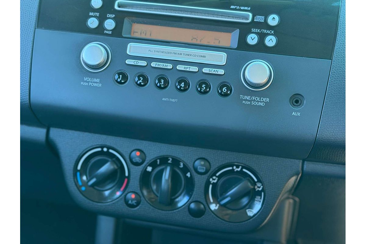 2010 Suzuki Swift  RS415