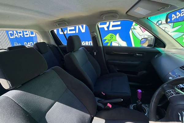 2010 Suzuki Swift  RS415