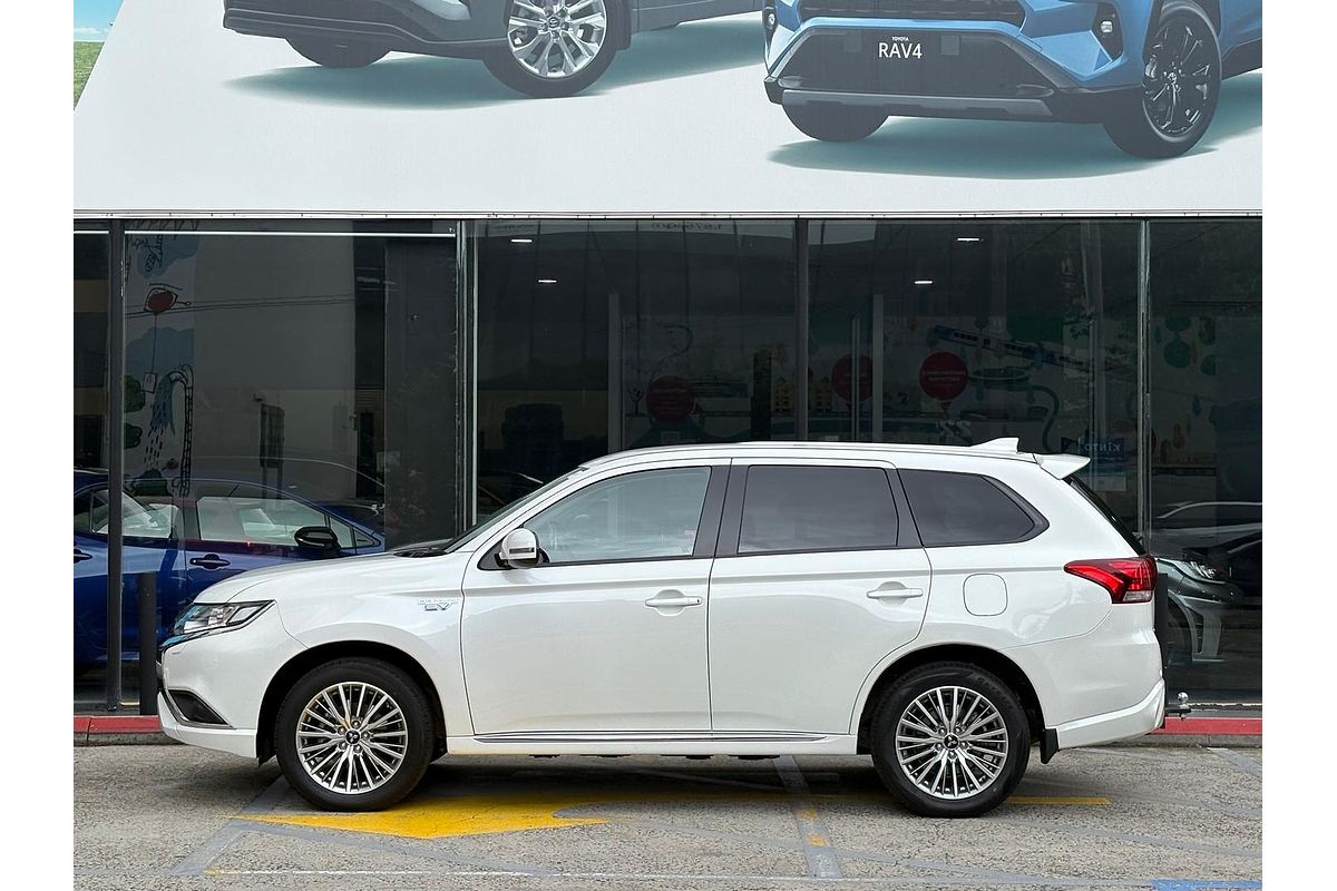 2021 Mitsubishi Outlander PHEV ES ZL