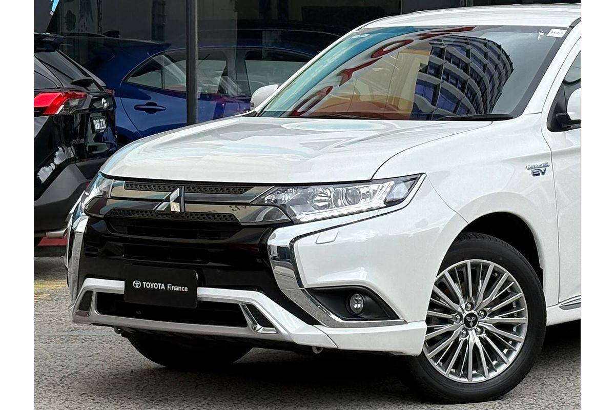 2021 Mitsubishi Outlander PHEV ES ZL
