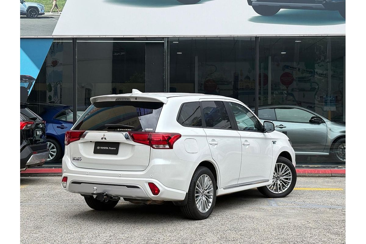 2021 Mitsubishi Outlander PHEV ES ZL