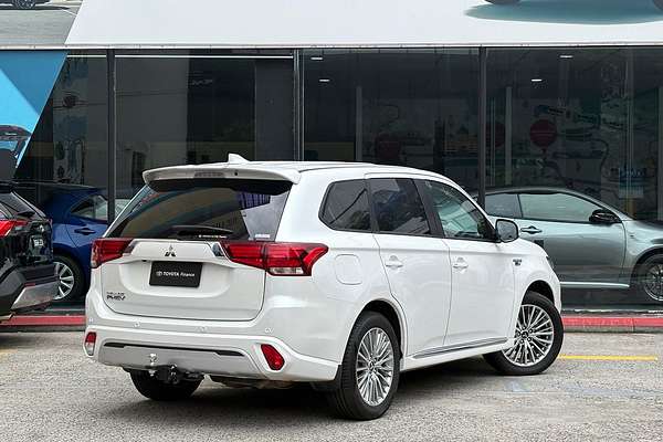 2021 Mitsubishi Outlander PHEV ES ZL
