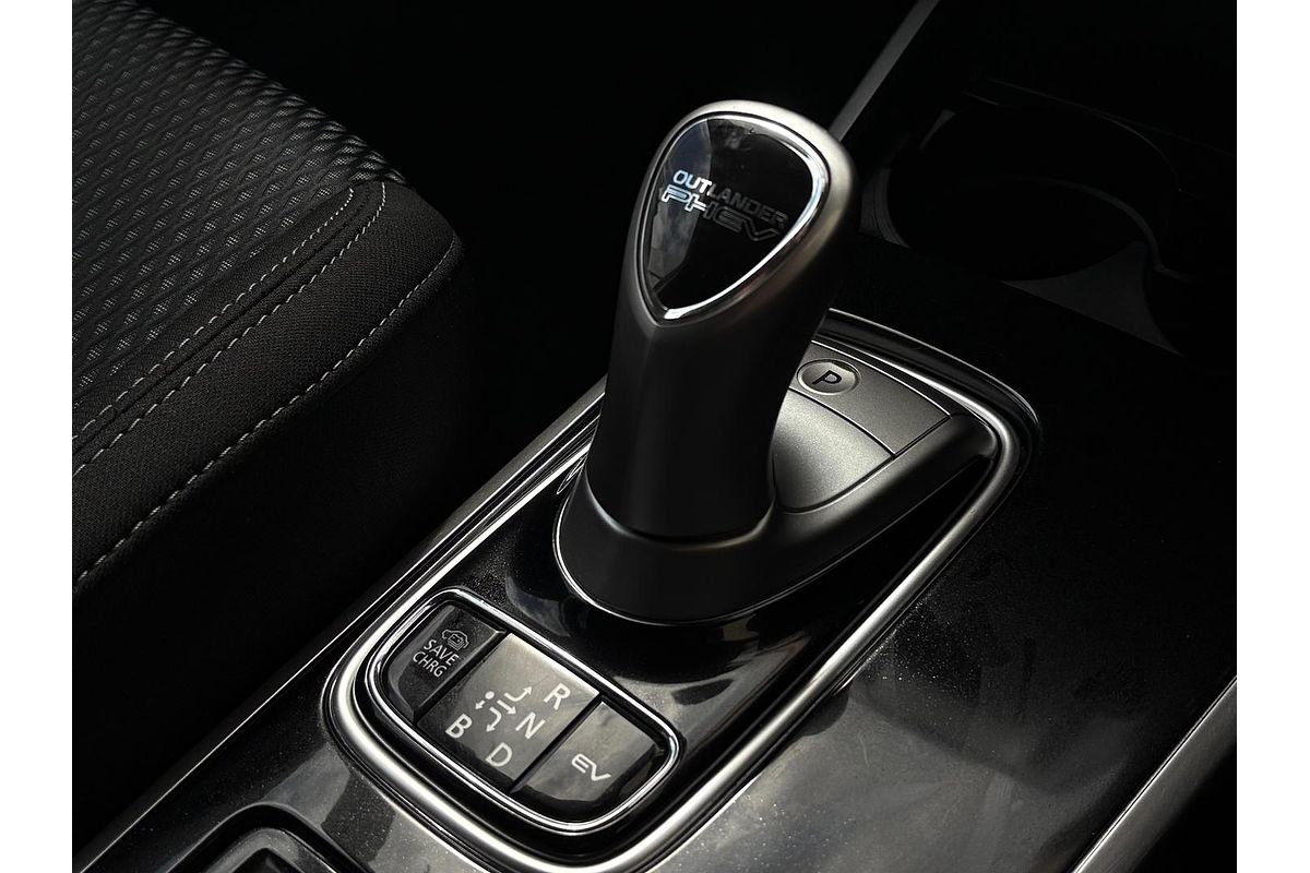 2021 Mitsubishi Outlander PHEV ES ZL