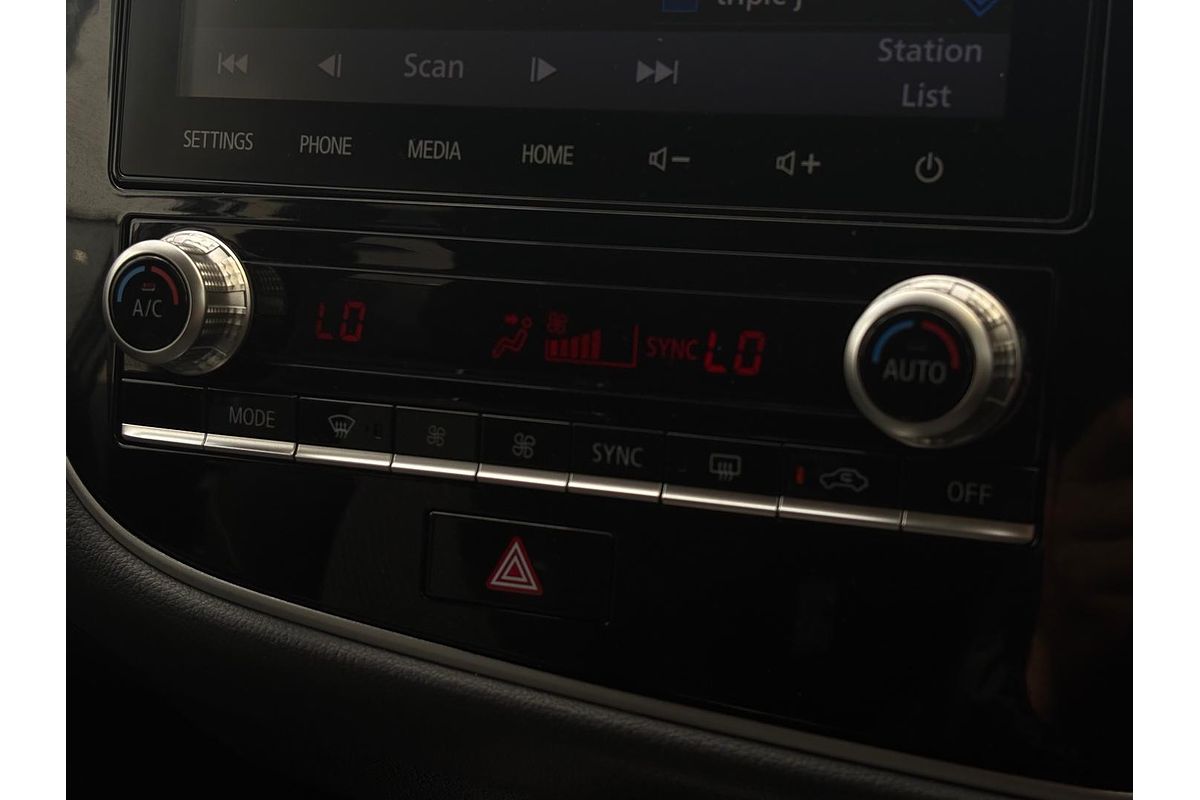 2021 Mitsubishi Outlander PHEV ES ZL