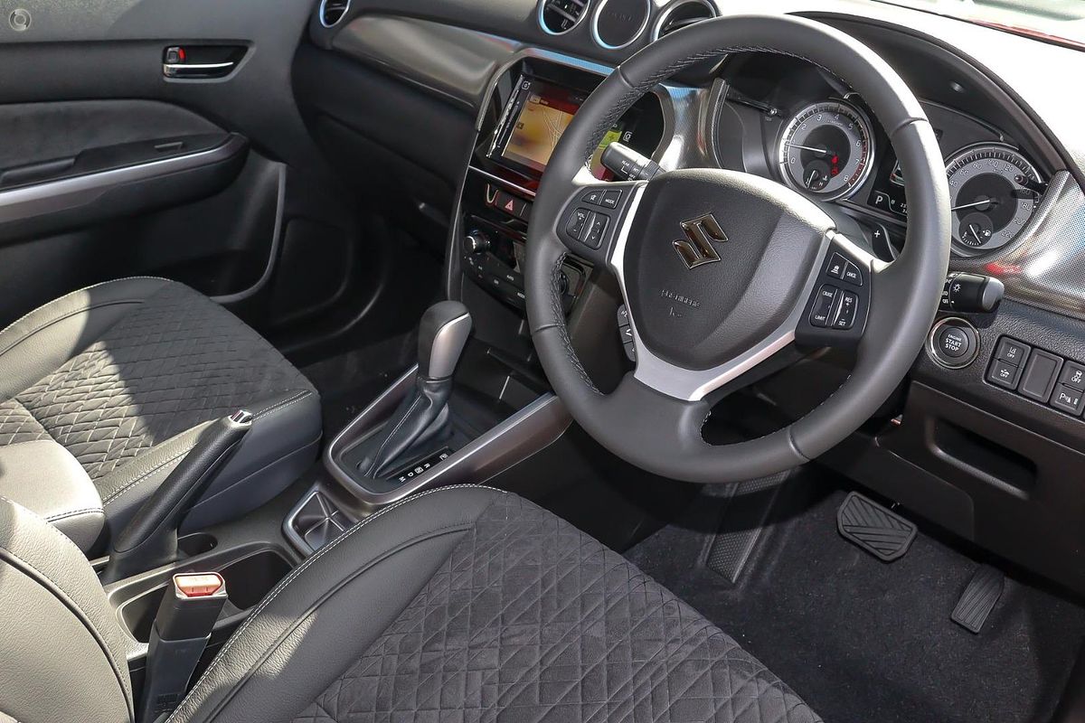 2024 Suzuki Vitara Turbo LY Series II